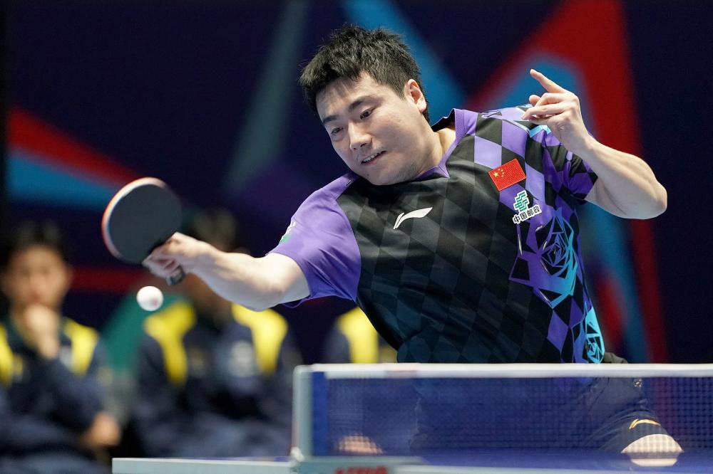 勒夫执教下德国足球战术演变与世界杯辉煌之路解析